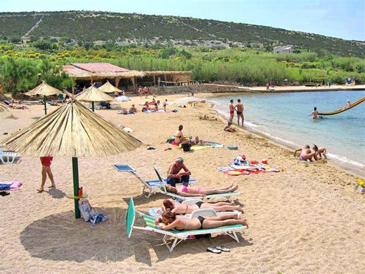 Artneo Apartmani Novalja Kültér fotó