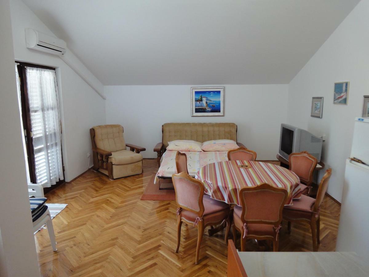 Artneo Apartmani Novalja Kültér fotó