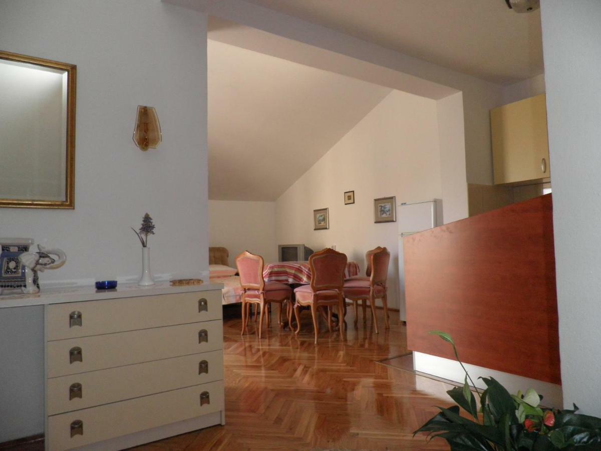 Artneo Apartmani Novalja Kültér fotó